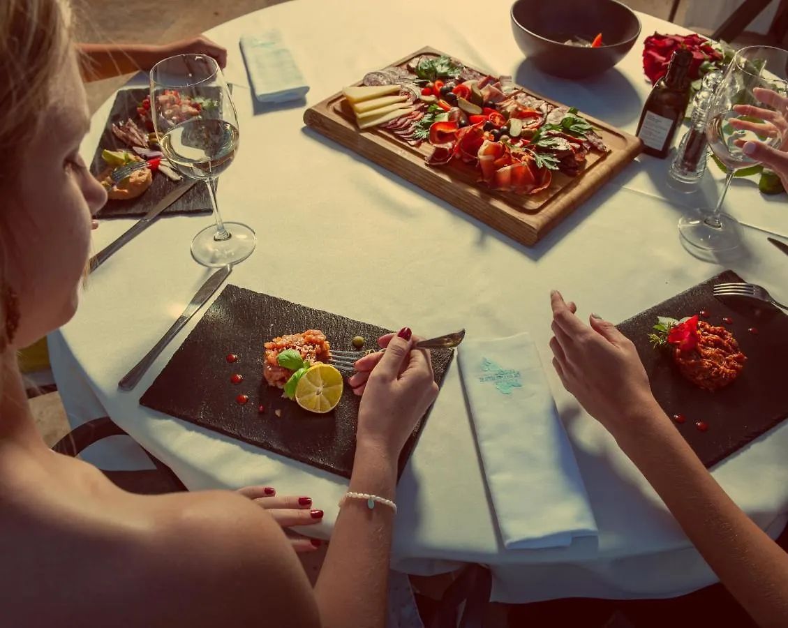 Premantura Resort - Hotel & Restaurant