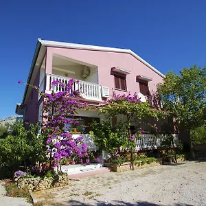 https://apartments-zile.hotelinzadar.com
